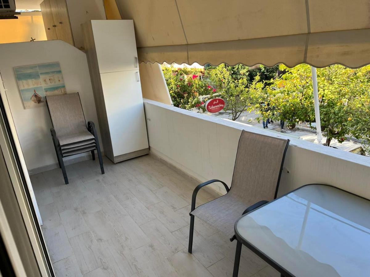 Glyfada Apartment *